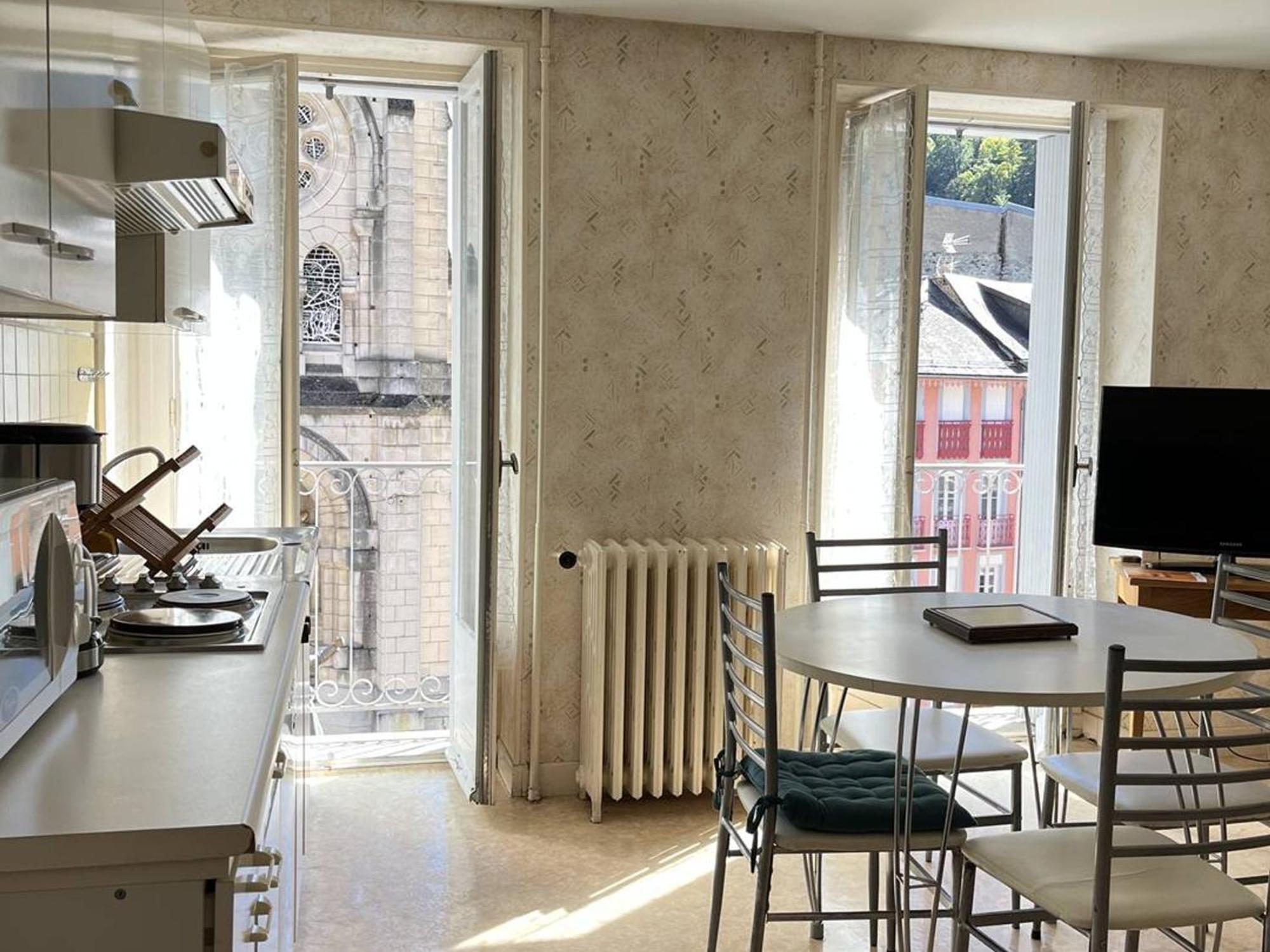 Appartement T3 Chaleureux Au Centre De Cauterets, 4 Couchages, Balcon Sud, Proche Thermes Et Telecabine - Fr-1-234-132 المظهر الخارجي الصورة